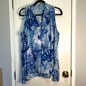 Floral & Ivy: Large: Blue Floral V-neck Sleeveless Top NWOT